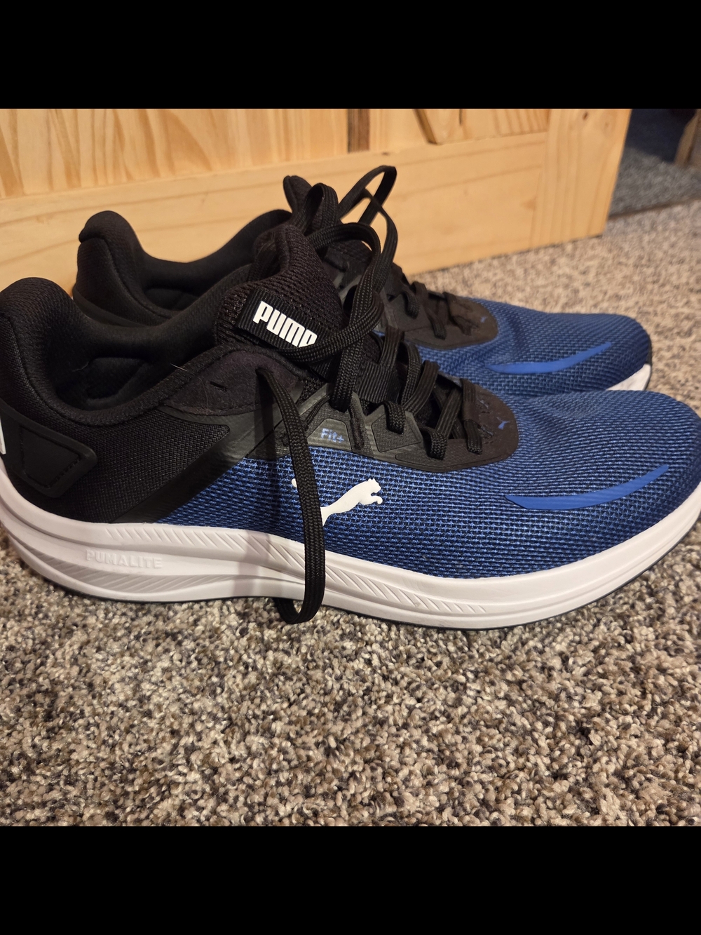 PUMA Men's Blue & Black Running Shoes